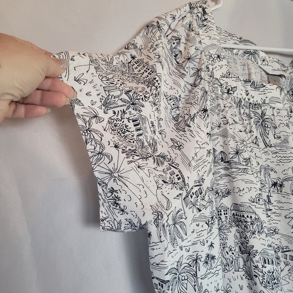 CJ Banks Women's Plus Size Vacation Print Square Neck Blouse Size 3X - Picture 2 of 9